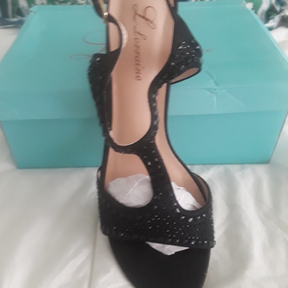 SHOES - New In Box - Picture 5 of 6